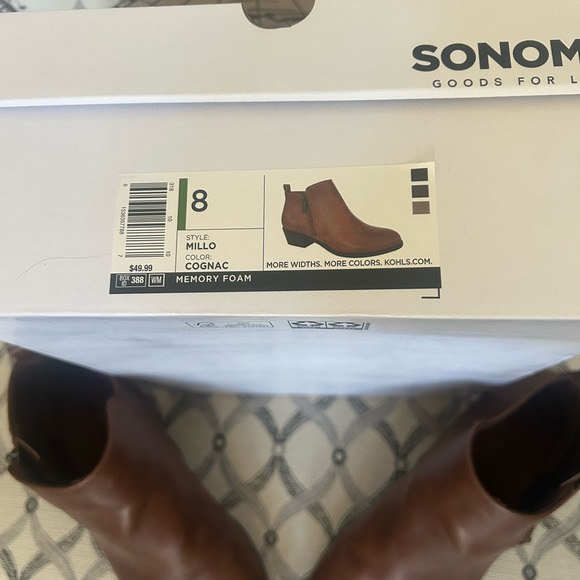 Sonoma size 8 women’s ankle boots. - Picture 2 of 4